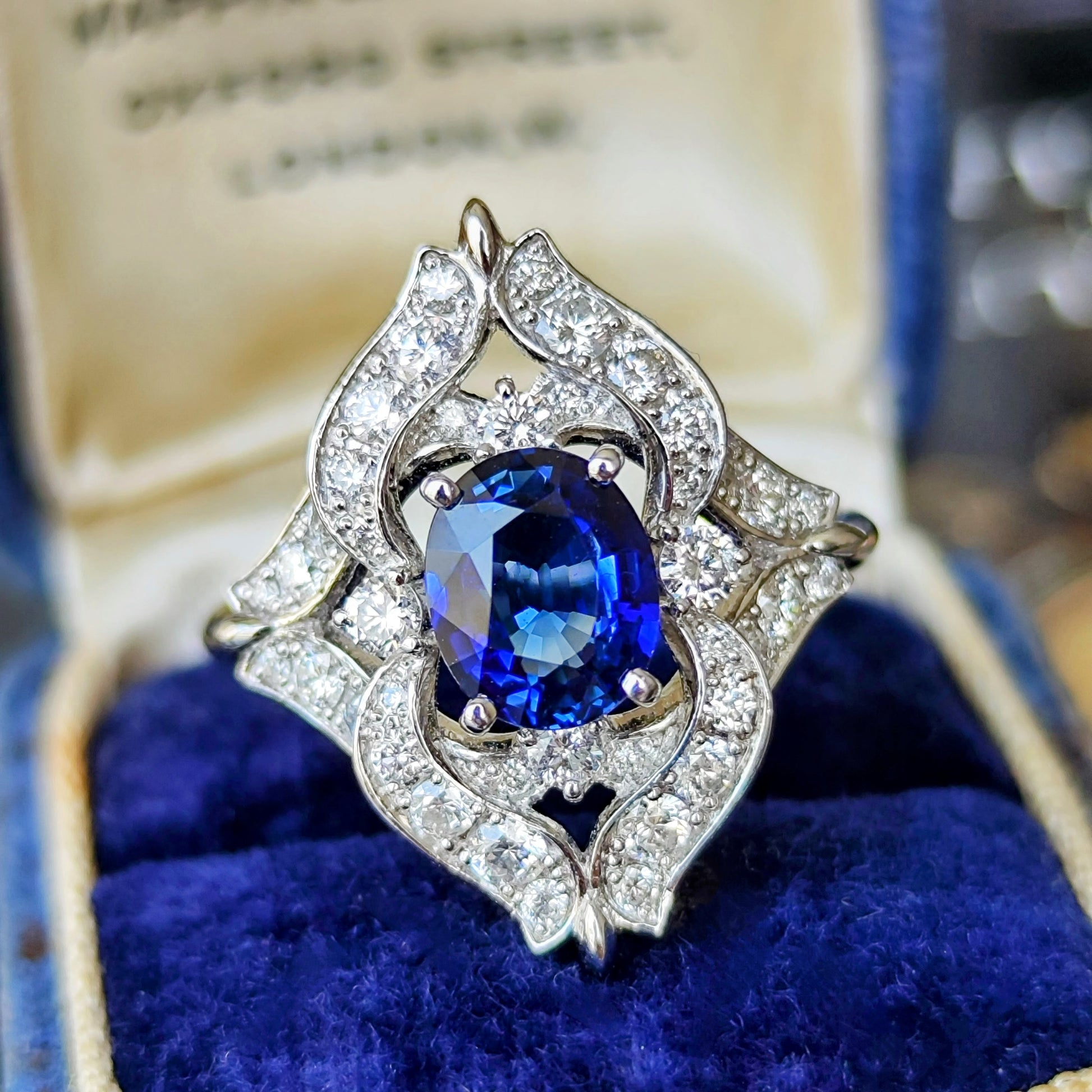 【ロイヤルブルー 大粒】天然サファイア 1.60ct 天然ダイヤモンド リング