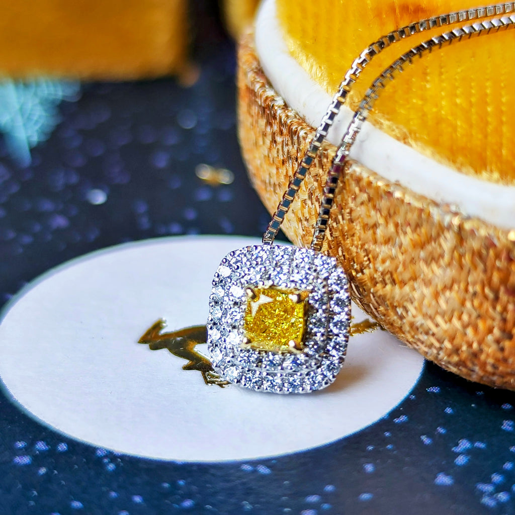 【イエローダイヤ】FANCY VIVID YELLOW VVS2 0.292ct ネックレス