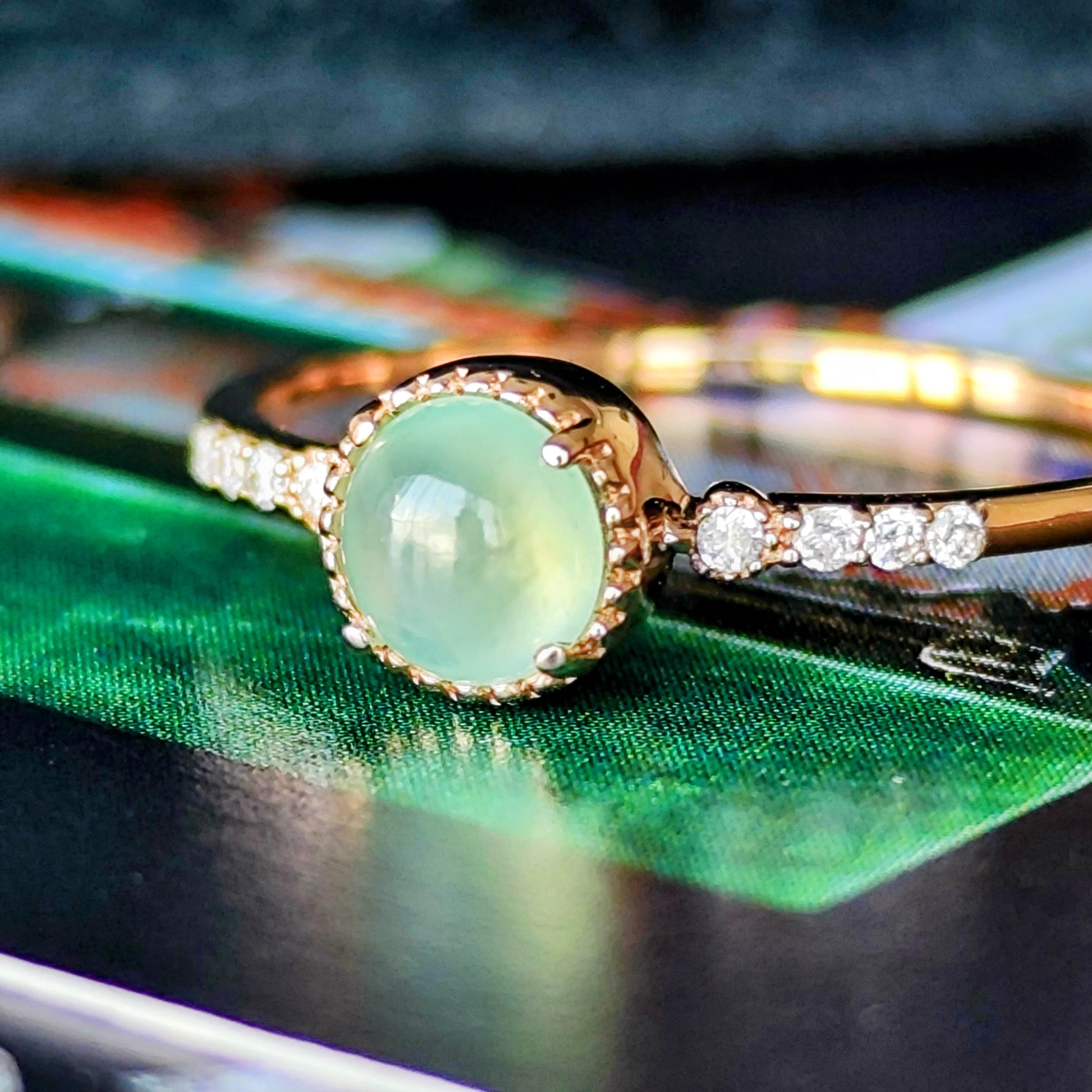 天然翡翠 天然ダイヤモンド リング