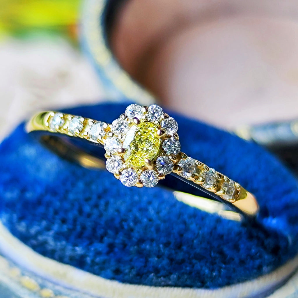 【イエローダイヤ】FANCY INTENSE YELLOW SI1 0.117ct ダイヤモンドリング