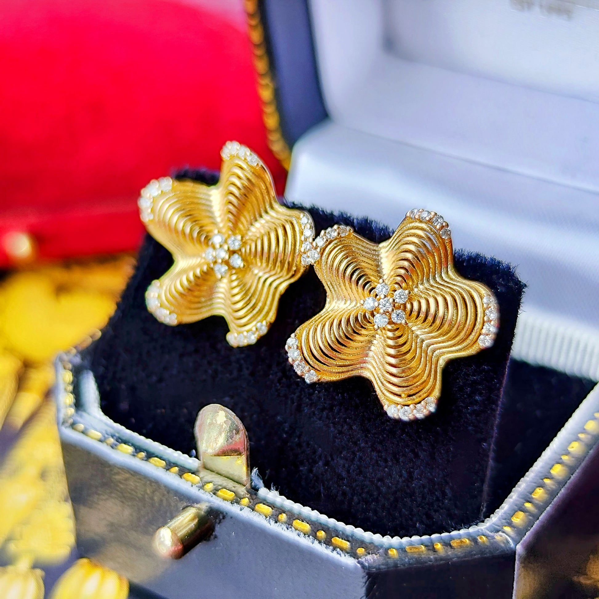天然ダイヤモンド 18金ピアス
