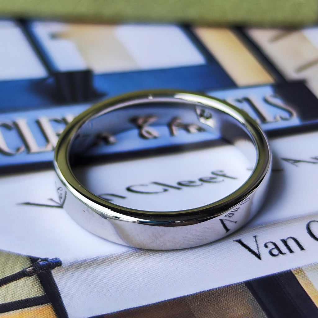 Van Cleef & Arpels ヴァンクリーフ&アーペル トゥジュール 57 プラチナリング