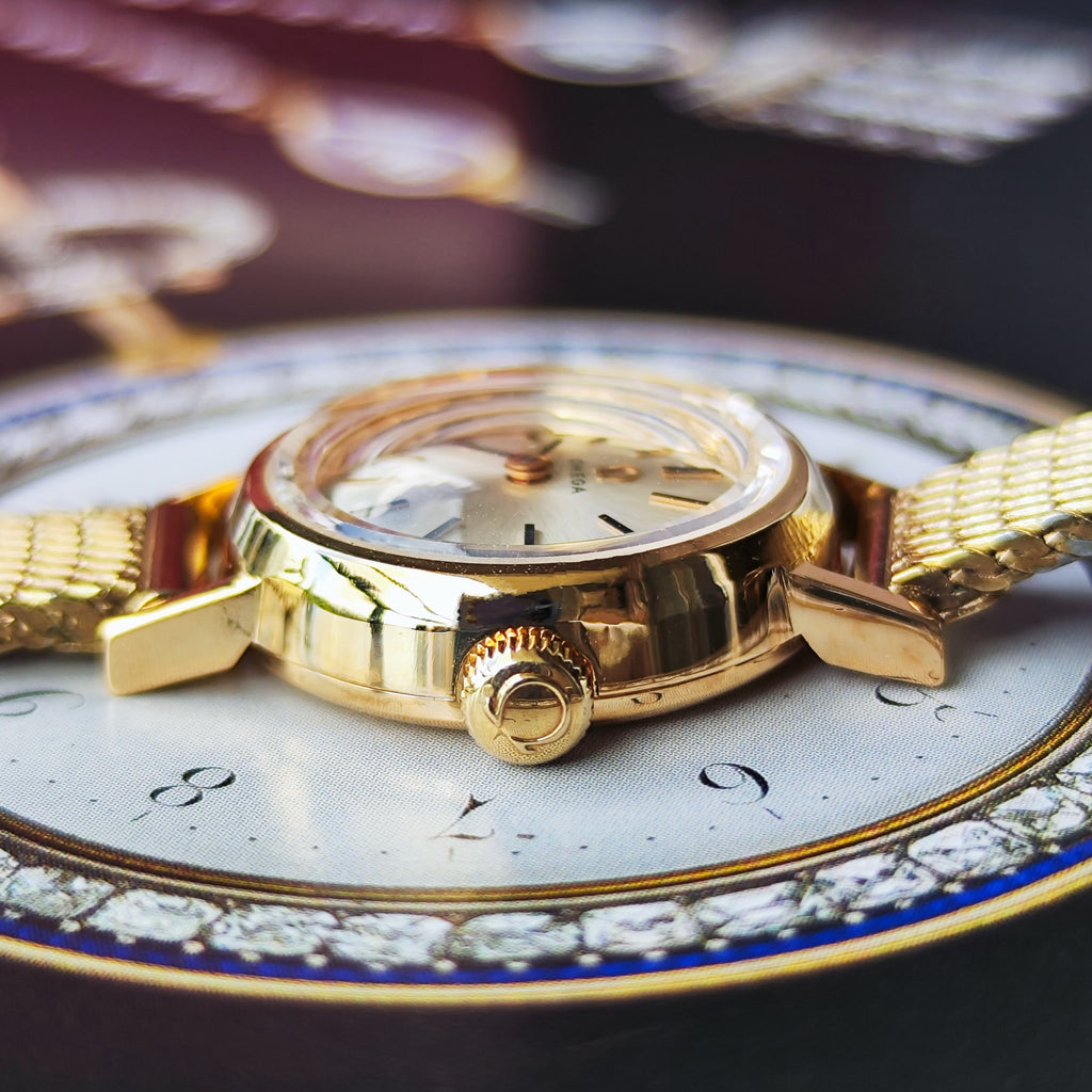 【OH済み 18金無垢】OMEGA オメガGeneve ジュネーヴ Sapphette 手巻き腕時計
