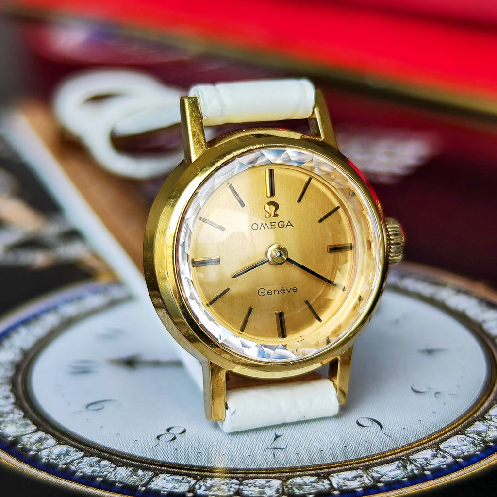 【OH済み 18金無垢】OMEGA オメガGeneve ジュネーヴ Sapphette 手巻き腕時計