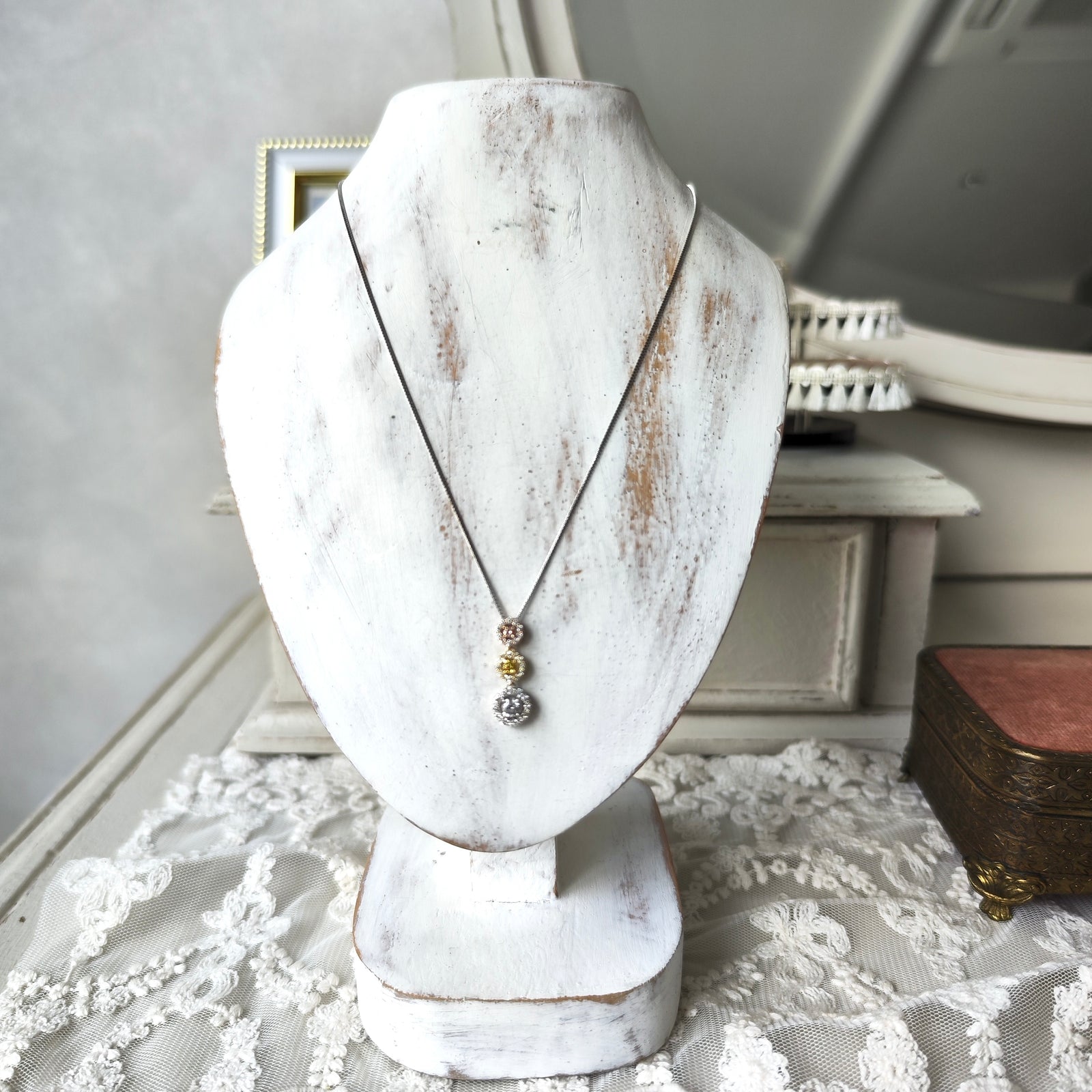 ダイヤモンド三連ネックレス