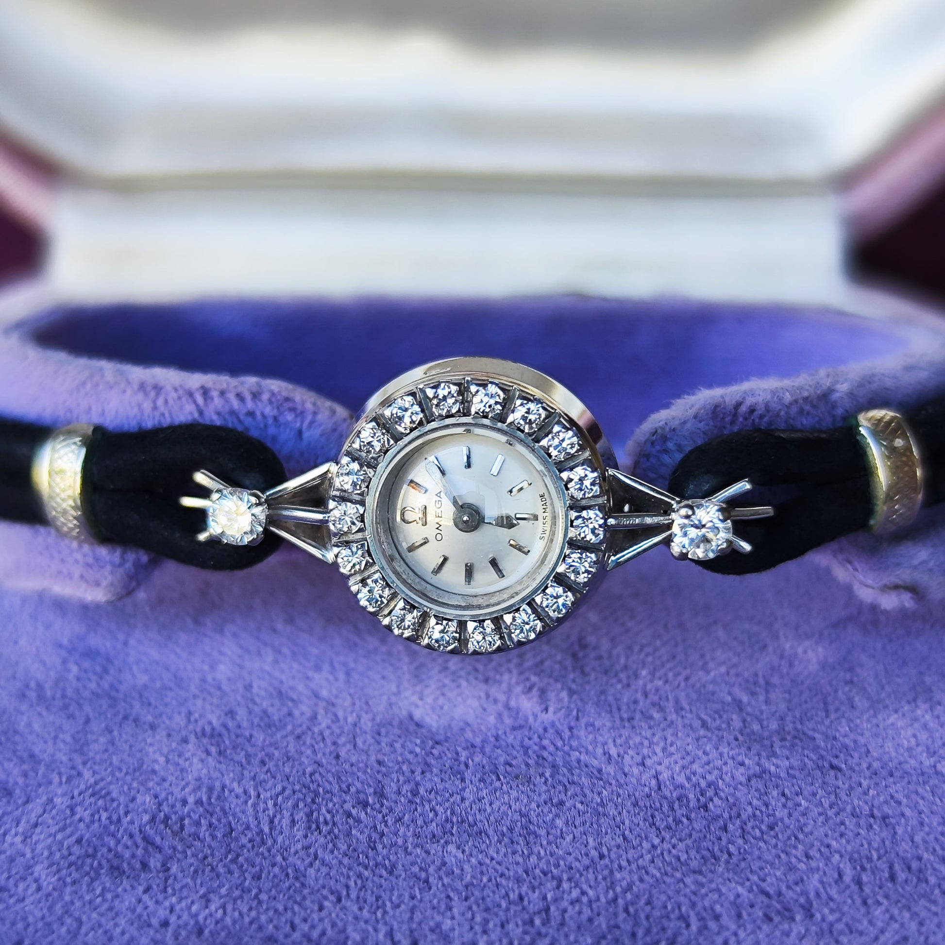 【OH済み】OMEGA オメガ ダイヤモンド 18金無垢時計 バックワインド
