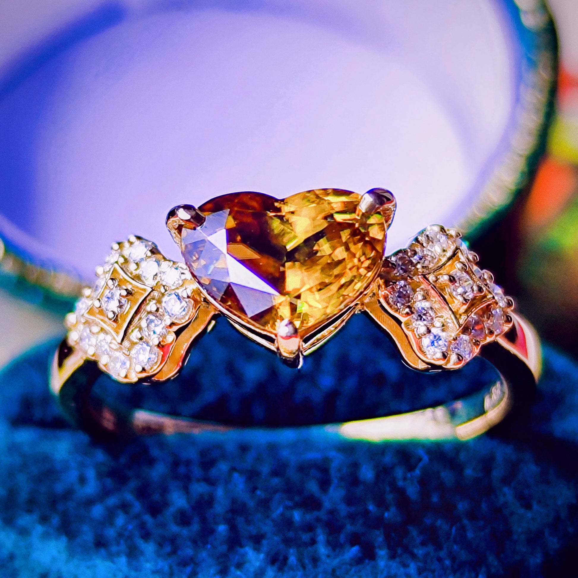 天然スフェーン ハートシェイプ 1.33ct 天然ダイヤモンド 18金リング