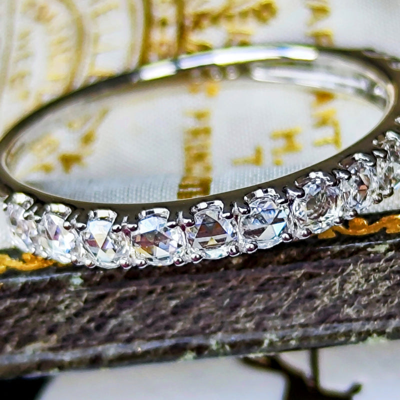 【ローズカット】天然ダイヤモンド ハーフエタニティリング プラチナ