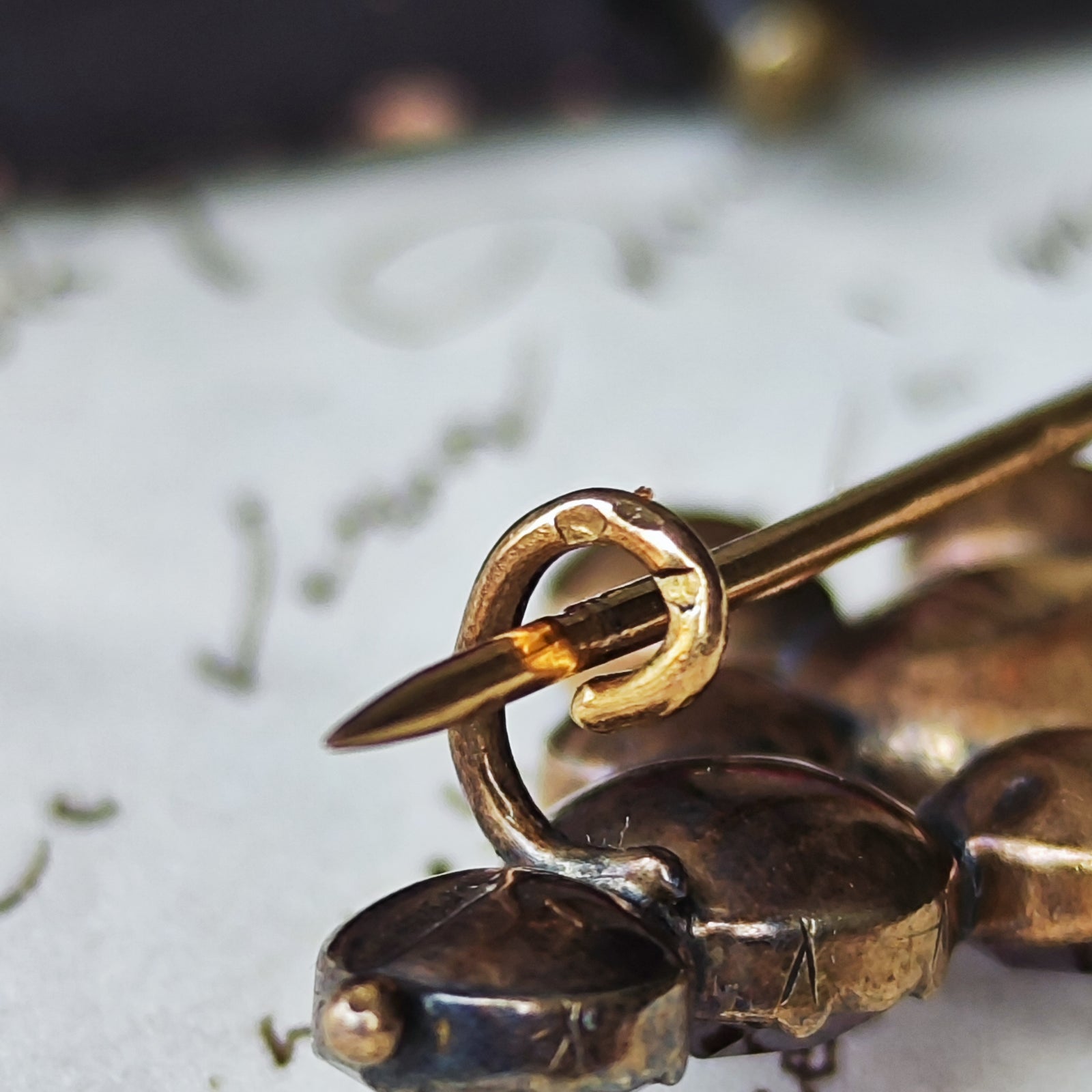 幻の宝石】ペルピニャンガーネット フランスアンティーク ブローチ