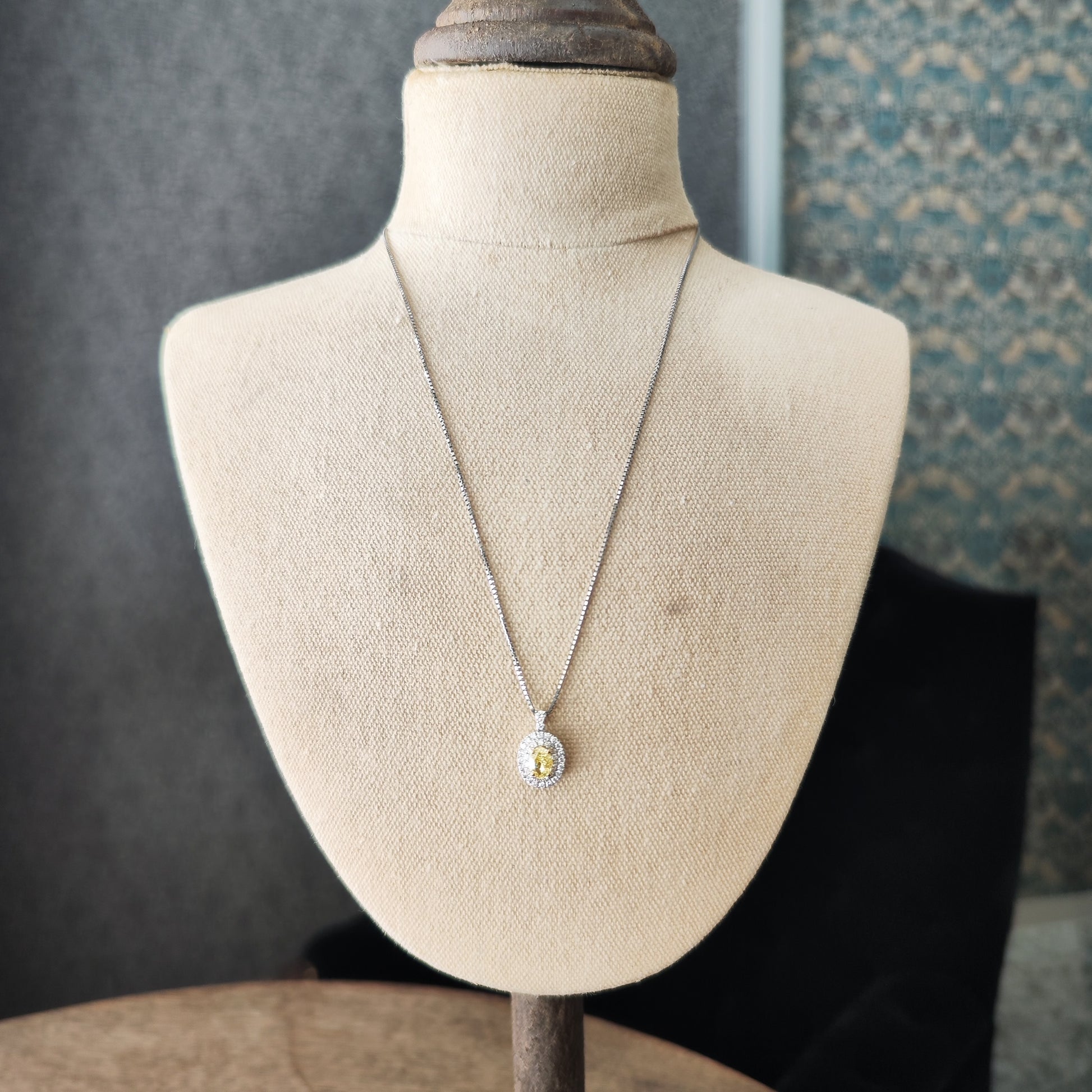【イエローダイヤ】FANCY INTENSE YELLOW 1.01ct ダイヤモンドネックレス