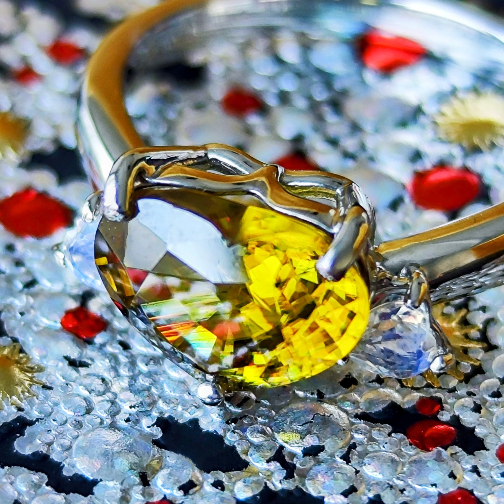 【お値下げ】天然スフェーン ハートシェイプ 天然ラブラドライト