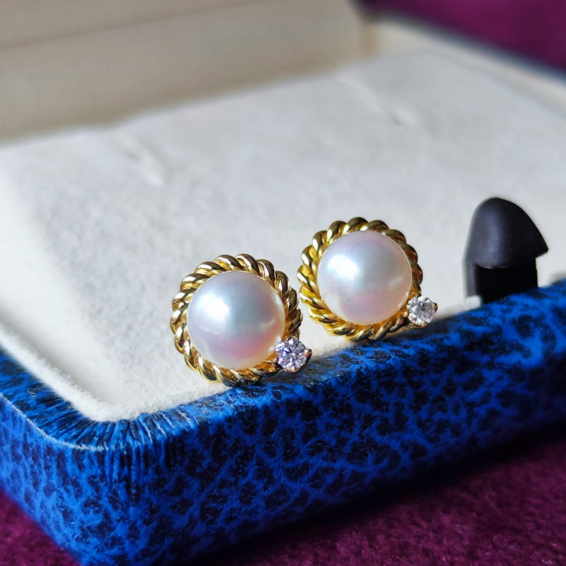 MIKIMOTO 3粒ダイアのピアス MIKIMOTO 3粒ダイアのピアス MIKIMOTO ミキモト フラワー