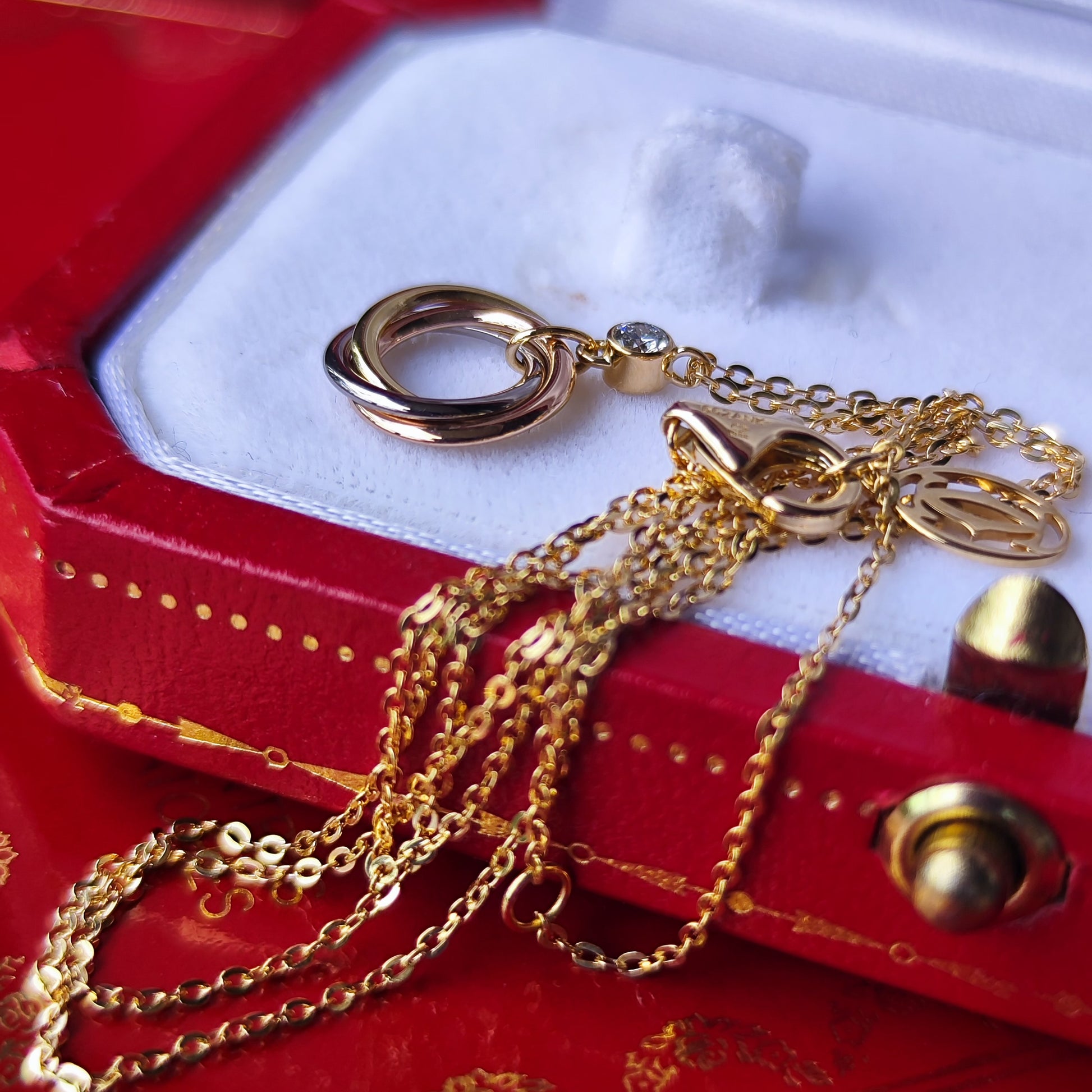 Cartier カルティエ ベビートリニティ ネックレス ダイヤモンド