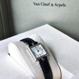 Van Cleef & Arpels ヴァンクリーフ&アーペル クラシックカレ クォーツ