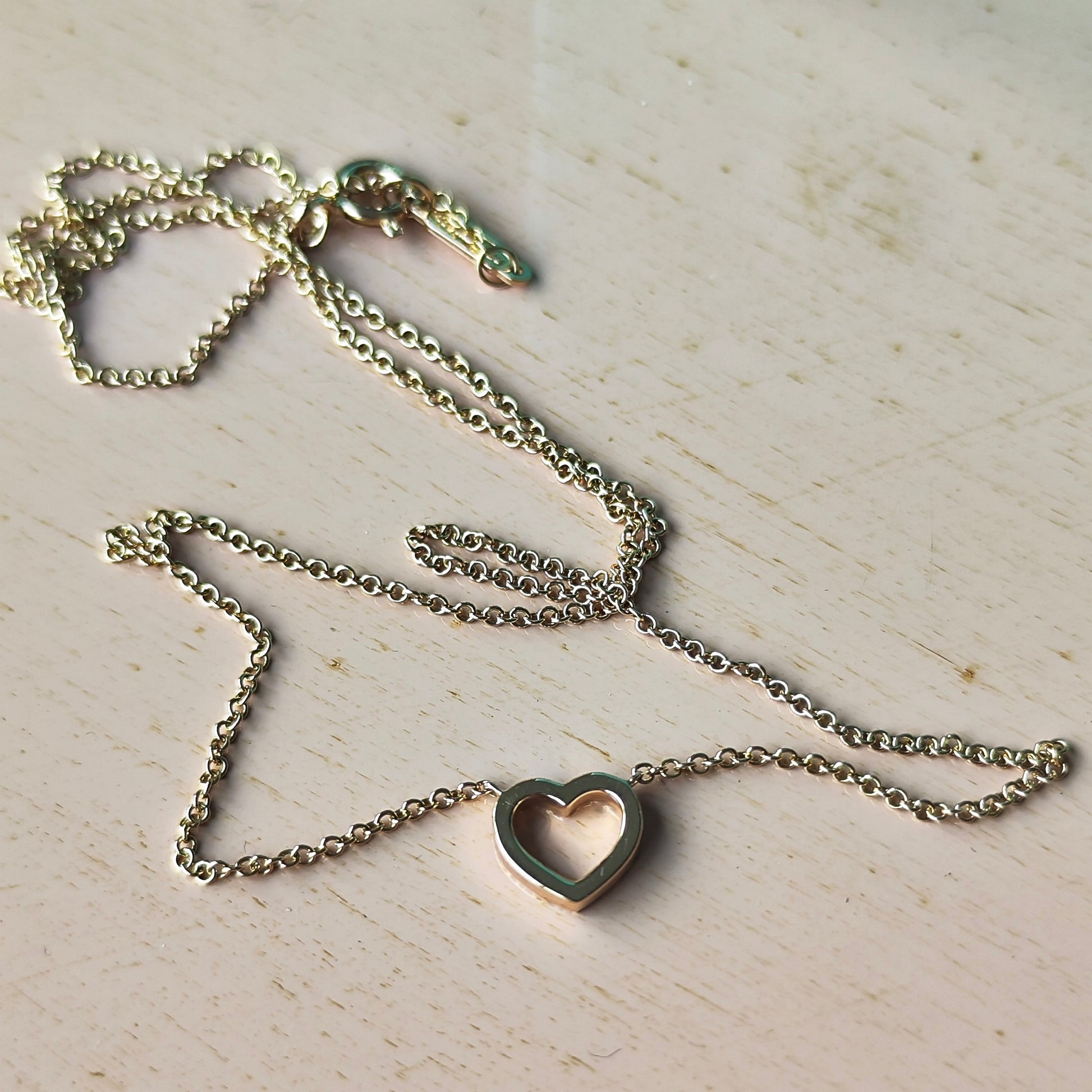 TIFFANY &Co ティファニー メトロハート ダイヤモンド ネックレス