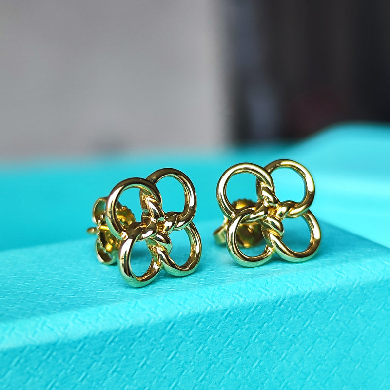 TIFFANY &Co ティファニー クアドロフォリオ 18金ピアス