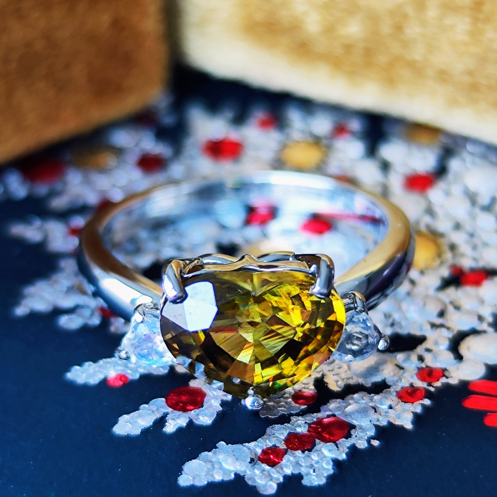 【お値下げ】天然スフェーン ハートシェイプ 天然ラブラドライト