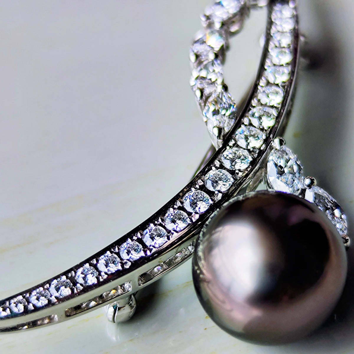 MIKIMOTO ミキモト 黒蝶真珠 18金WG ブローチ