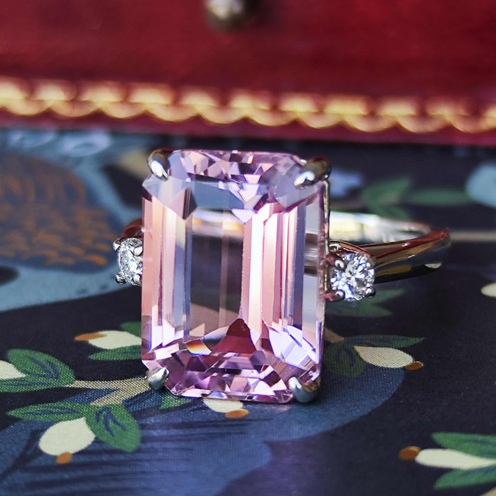 【お値下げ】8.42ct 天然クンツァイト 天然ダイヤモンド リング
