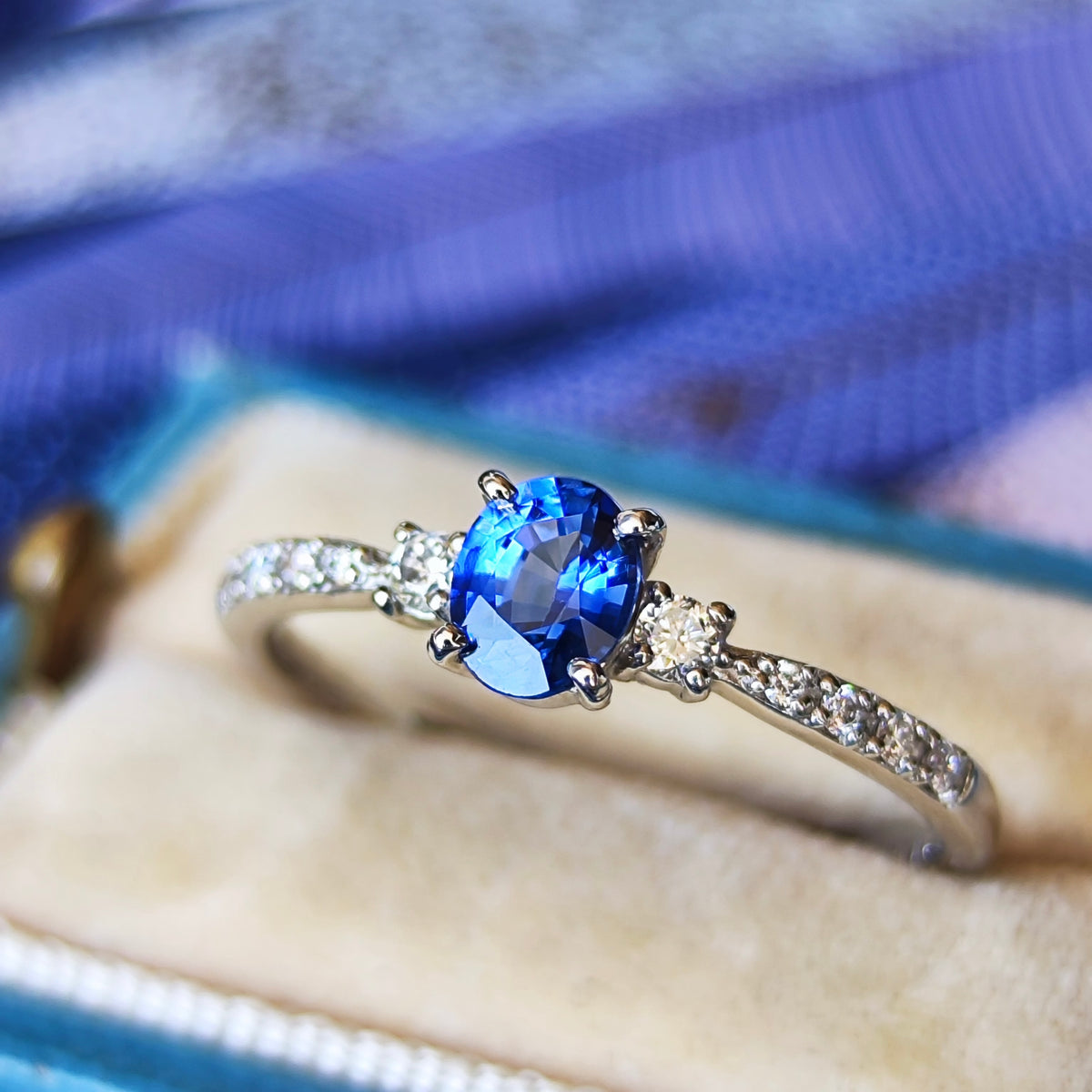 【コーンフラワー】天然サファイア 0.47ct 天然ダイヤモンド リング