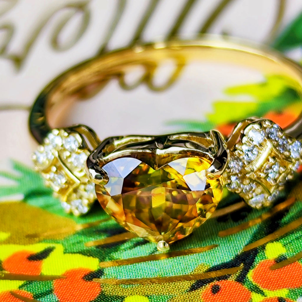 天然スフェーン ハートシェイプ 1.33ct 天然ダイヤモンド 18金リング