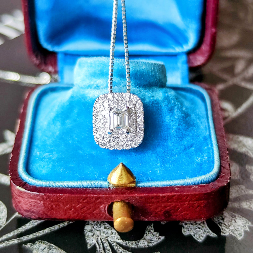 【インターナリーフローレス】天然ダイヤモンド 0.31ct Fカラー ネックレス GIA