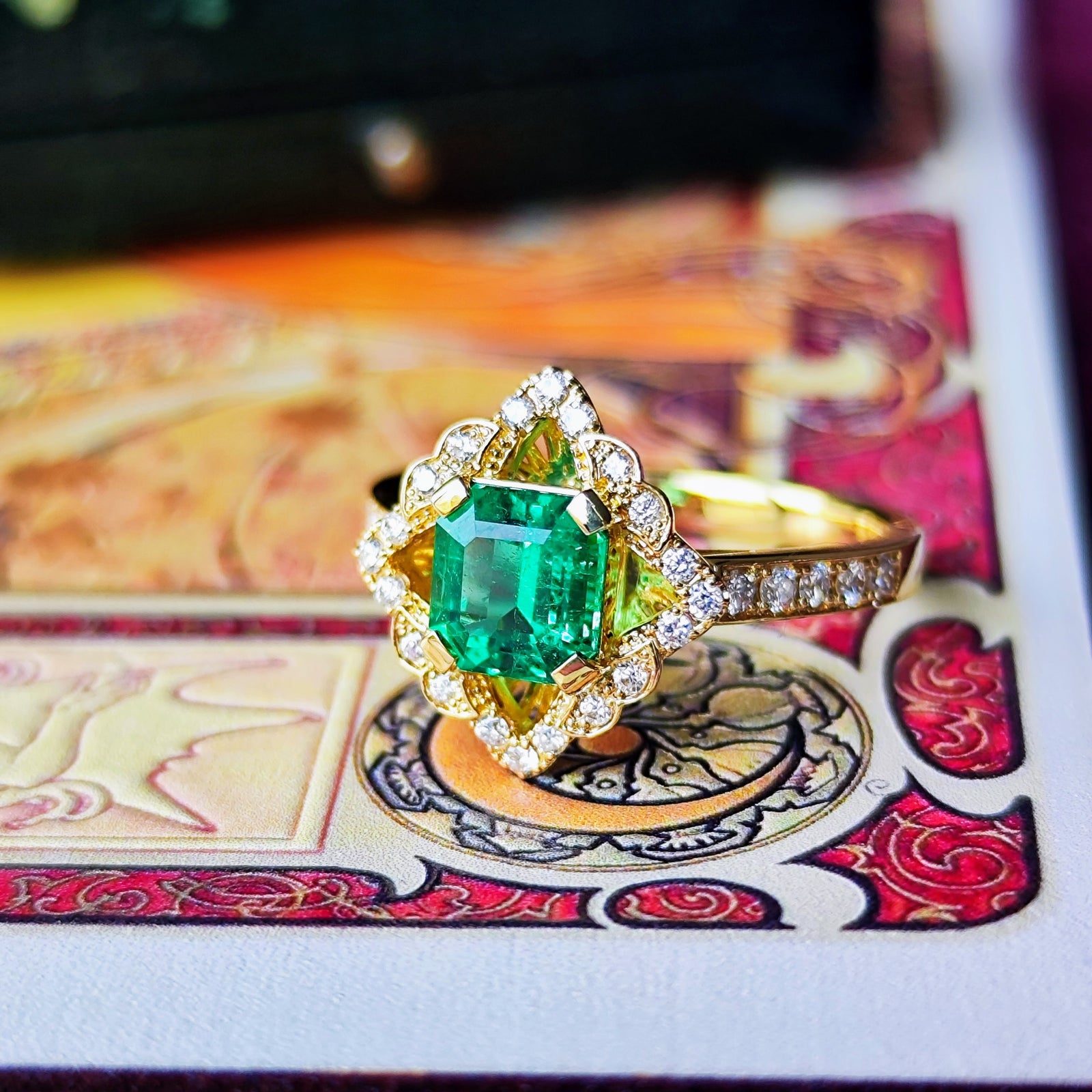 コロンビア産 ☆ 最高色！天然 エメラルド 2.4ct ダイヤモンド リング