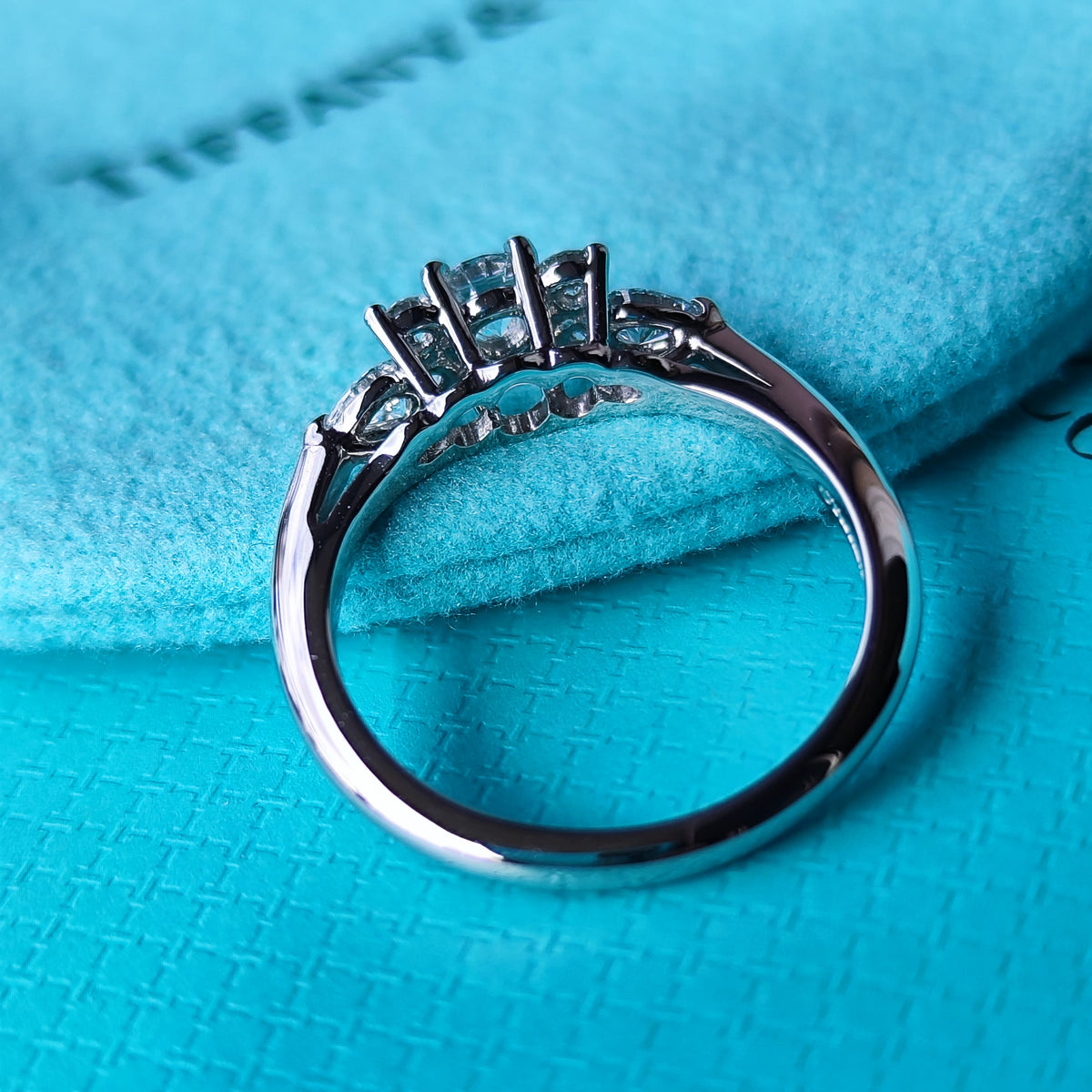 TIFFANY &Co ティファニー セブンストーンリング