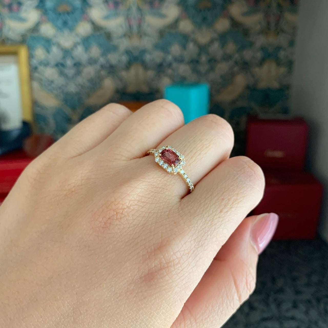天然マラヤガーネット 0.77ct 天然ダイヤモンド リング