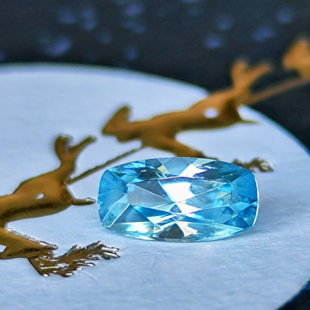 【ルース】天然バイカラージルコン 0.721ct 鑑別書