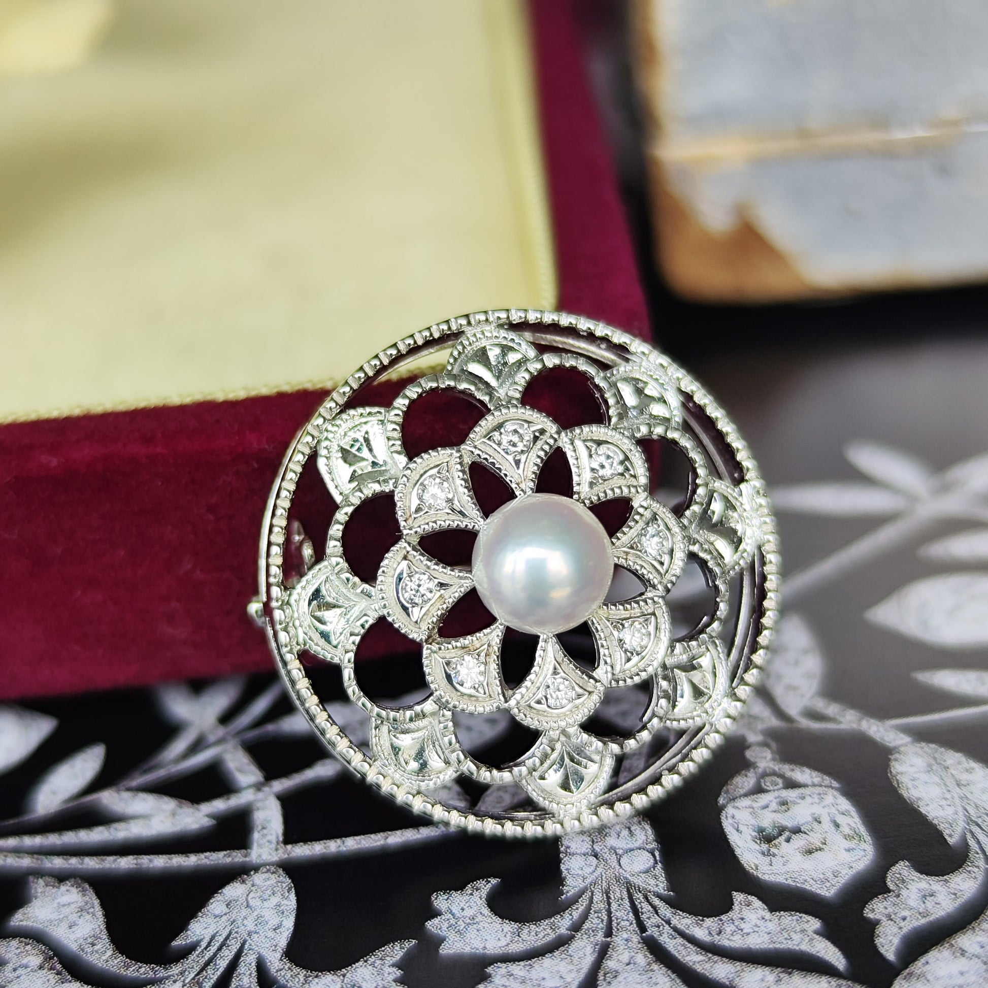 MIKIMOTO ミキモト あこや真珠 天然ダイヤモンド ブローチ 18金WG