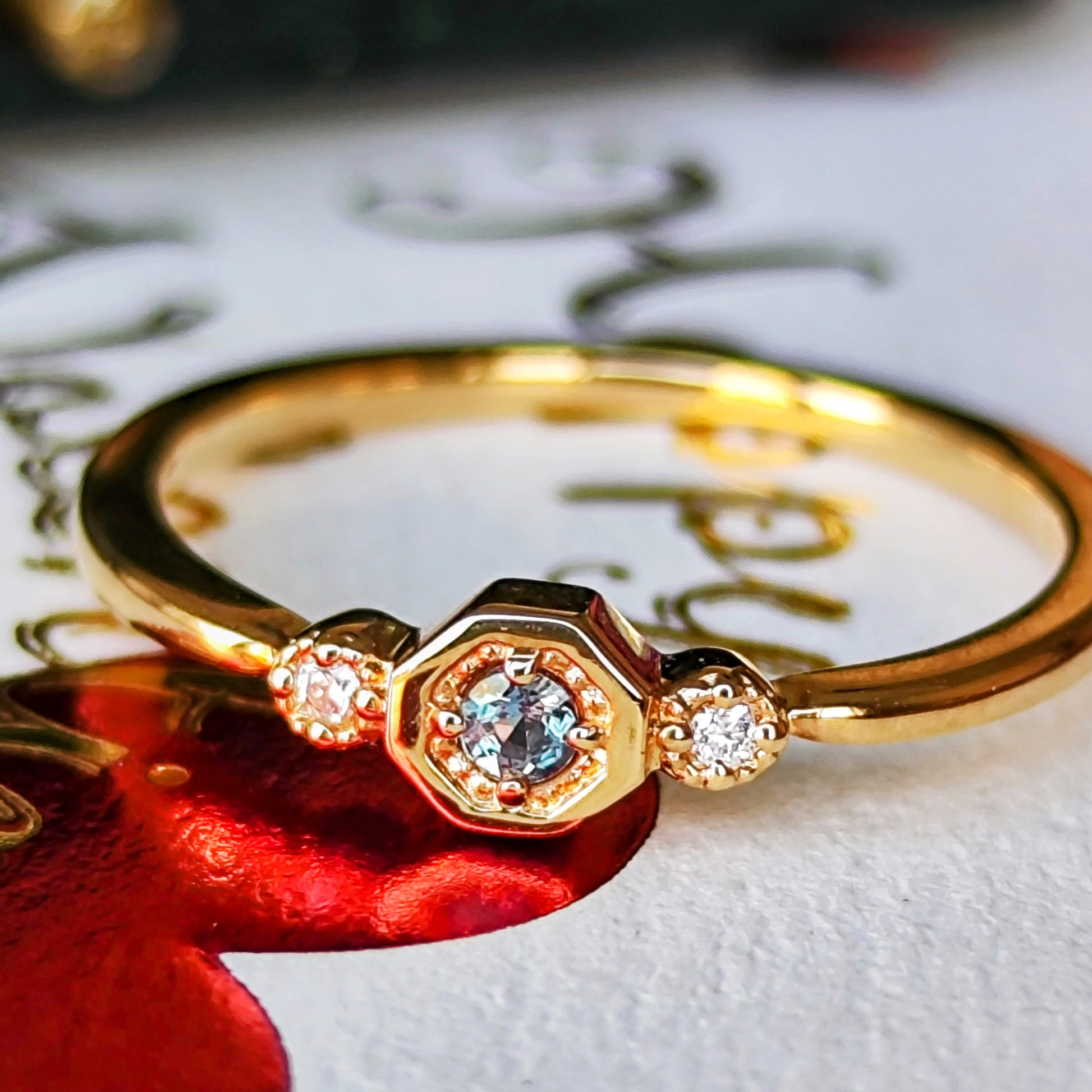 天然アレキサンドライト 天然ダイヤモンド 18金リング