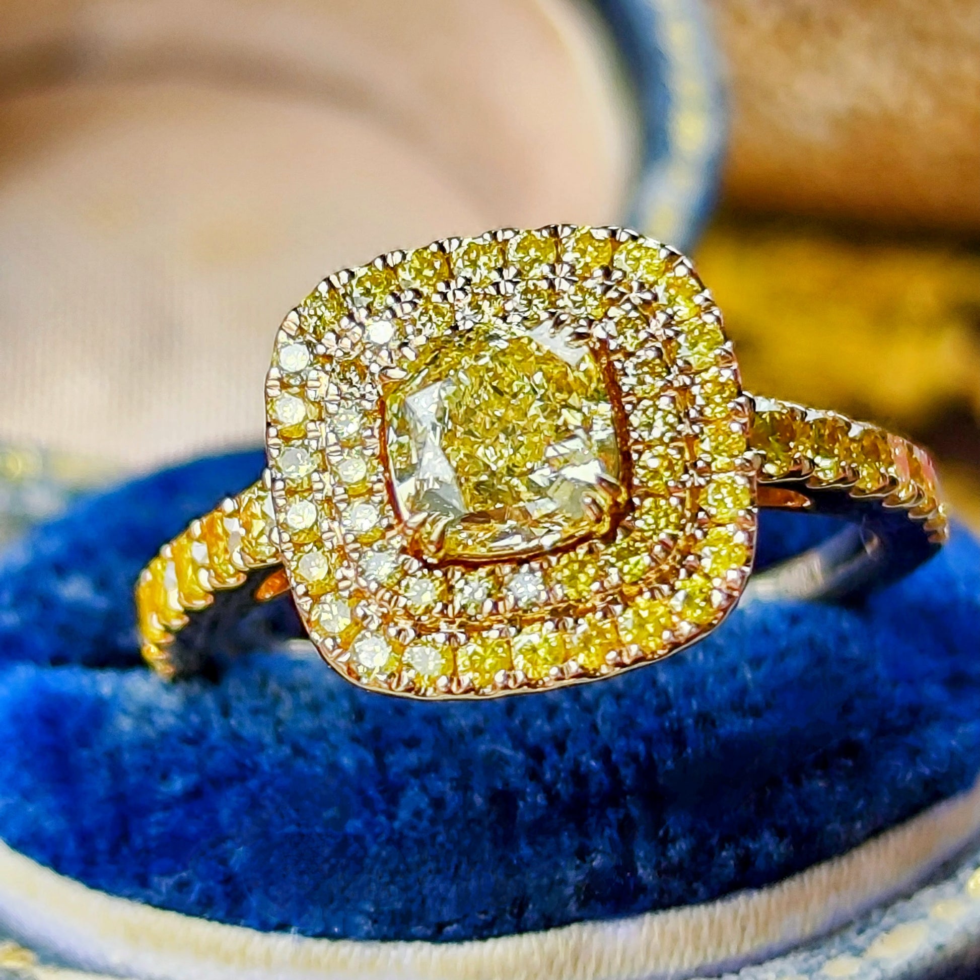 【イエローダイヤ】FANCY INTENSE YELLOW 1.01ct VS2 18金リング カラーダイヤ