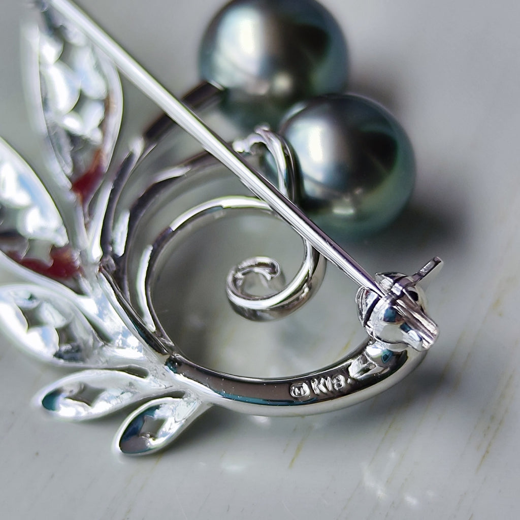 MIKIMOTO ミキモト 黒蝶真珠 18金WG ブローチ