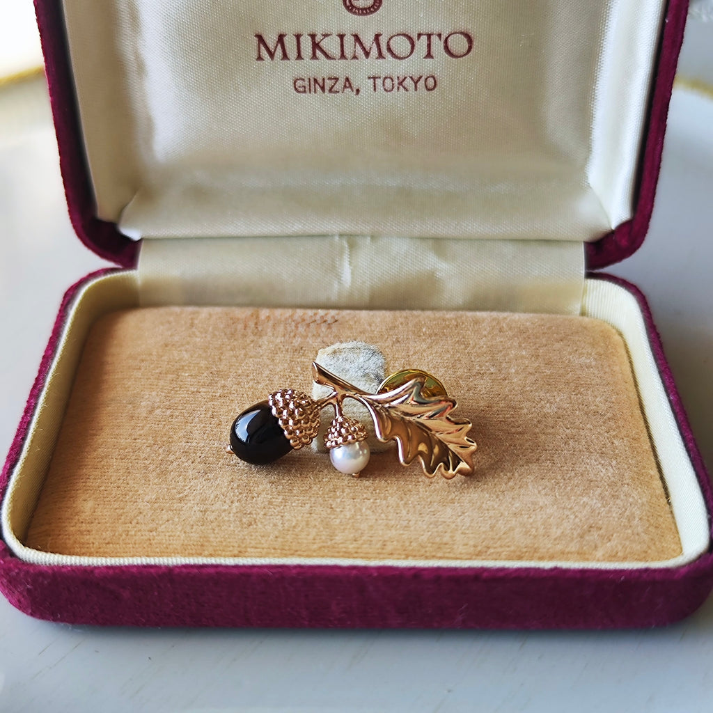 MIKIMOTO ミキモト ドングリのモチーフ タイガーアイ あこや真珠 ブローチ
