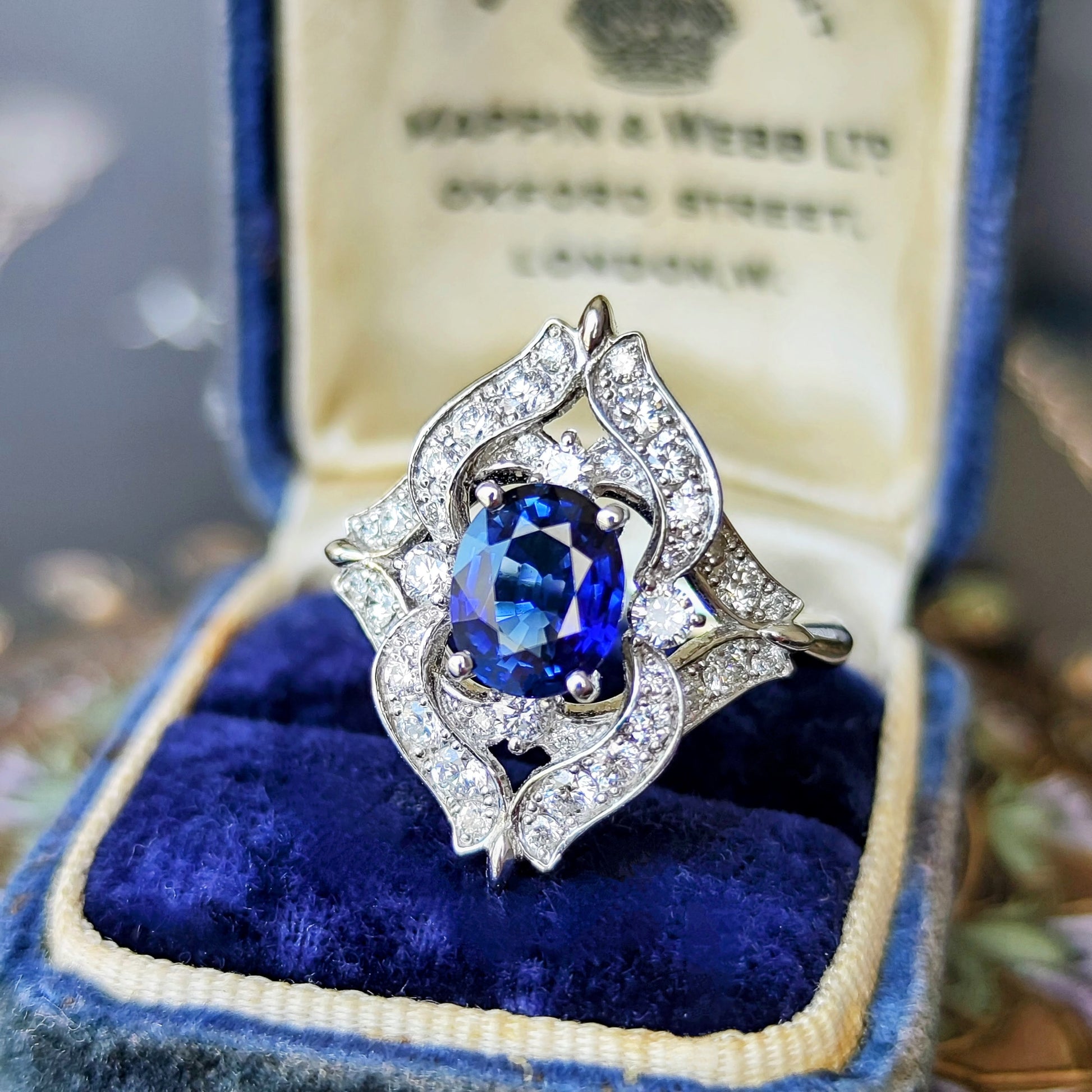 【ロイヤルブルー 大粒】天然サファイア 1.60ct 天然ダイヤモンド リング