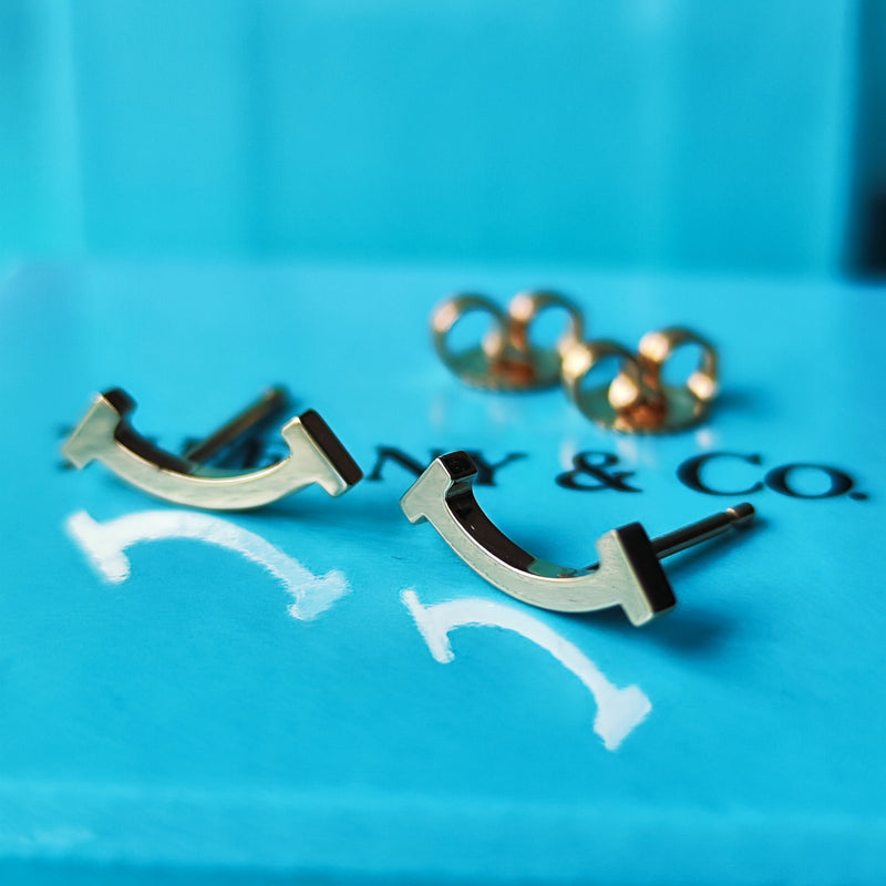 TIFFANY &Co ティファニー Tスマイル ピアス 18金PG