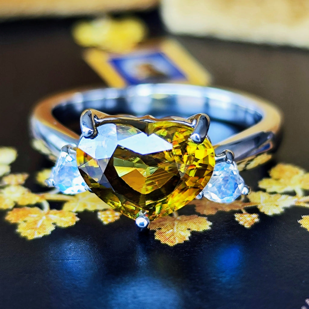 【お値下げ】天然スフェーン ハートシェイプ 天然ラブラドライト