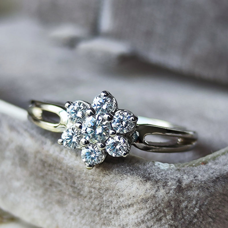 MIKIMOTO ミキモト 天然ダイヤモンド クラスターリング