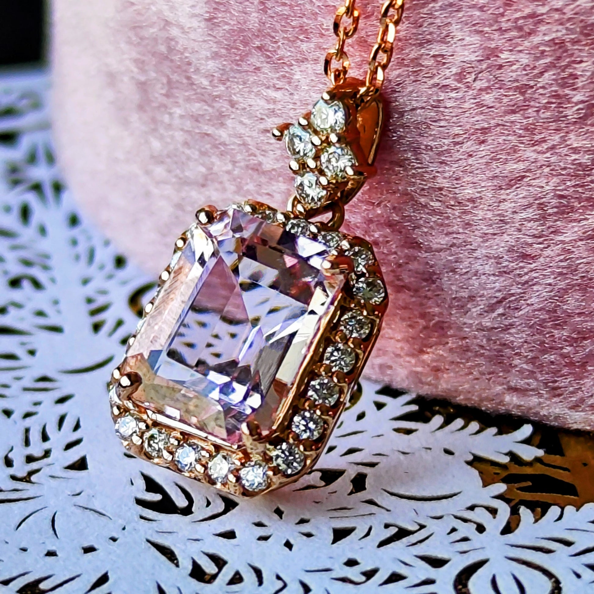 天然モルガナイト 天然ダイヤモンド ネックレス