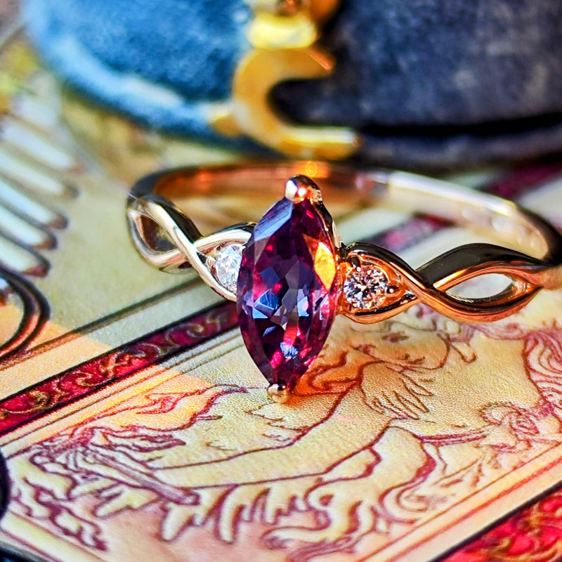 【アレキタイプ】天然カラーチェンジガーネット 天然ダイヤモンド リング