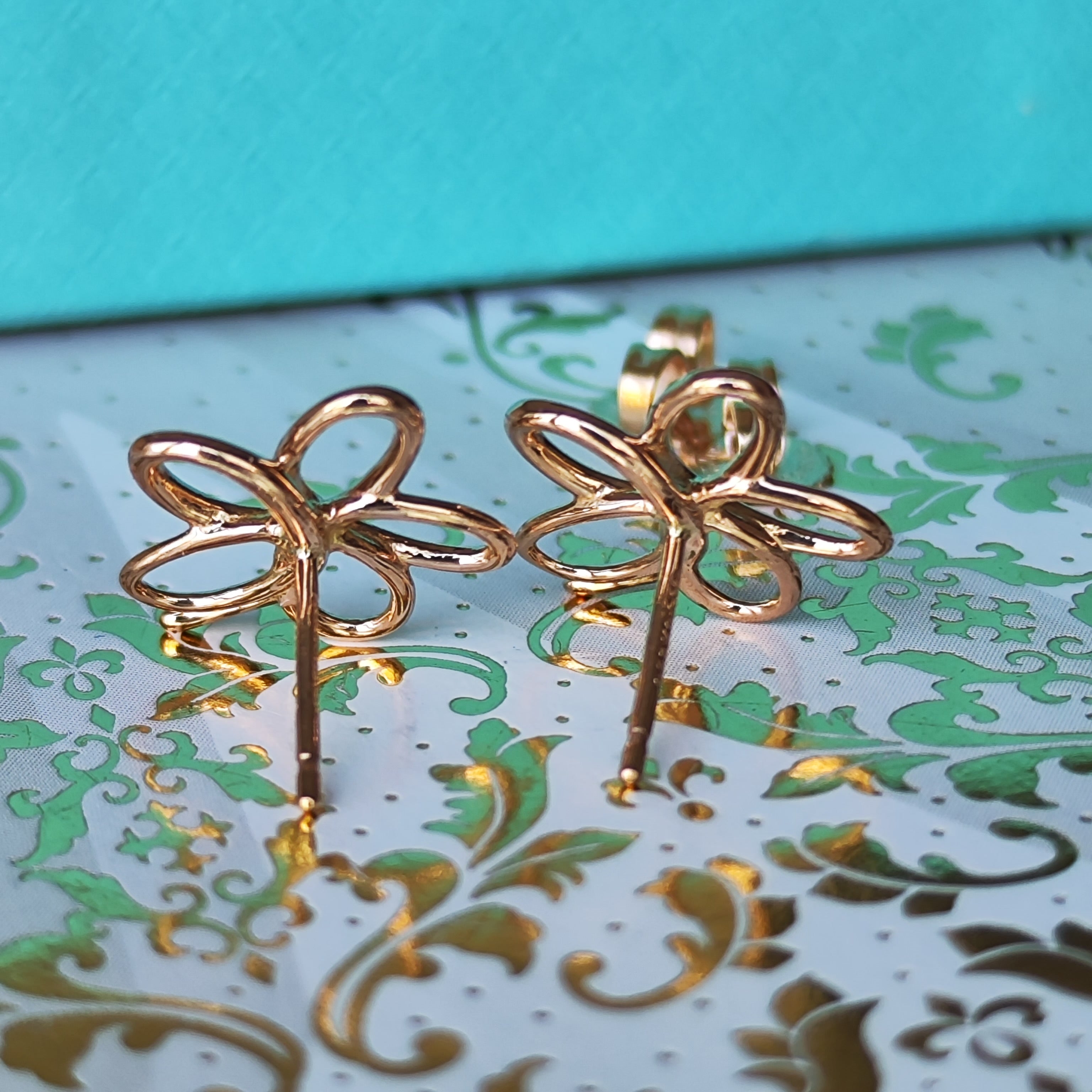 ティファニー　フラワー　金　 TIFFANY &Co ティファニー ヴィラフラワー 18金PG ピアス – Mico宝飾店