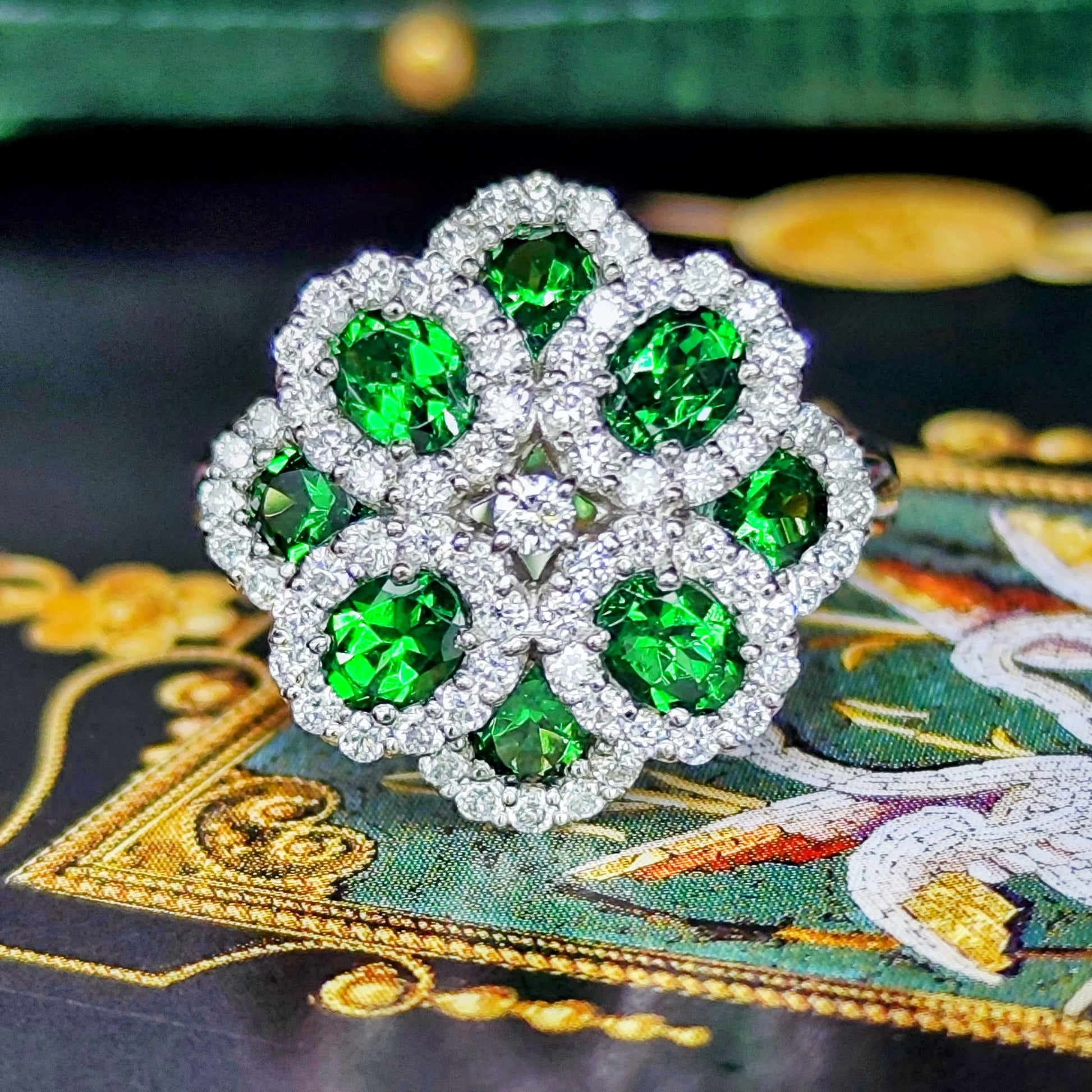 天然グリーンガーネット 1.60ct 天然ダイヤモンド プラチナリング