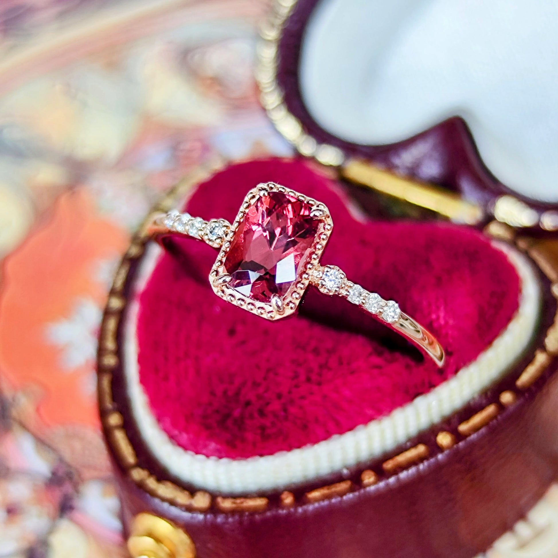 天然マラヤガーネット 0.76ct 天然ダイヤモンド 18金リング