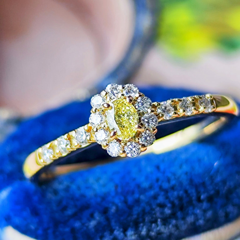 【イエローダイヤ】FANCY INTENSE YELLOW SI1 0.117ct ダイヤモンドリング