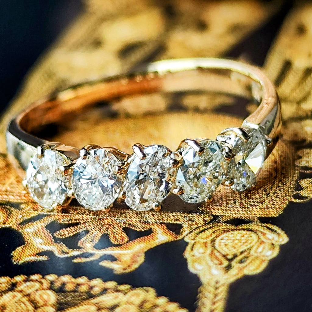 天然ダイヤモンド 0.90ct オーバル 18金リング