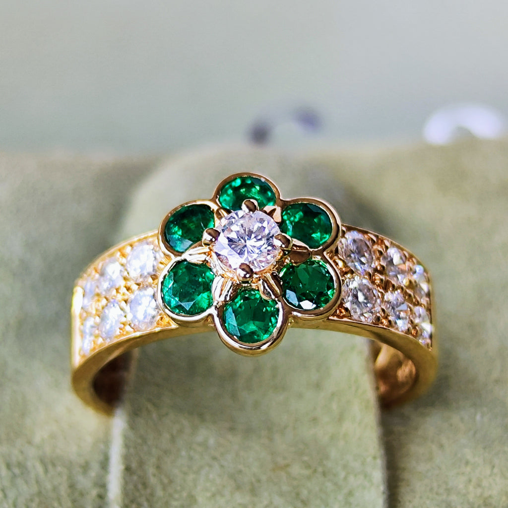 【Vintage Van Cleef & Arpels】ヴァンクリーフ&アーペル マデール エメラルド ダイヤモンド フラワーリング