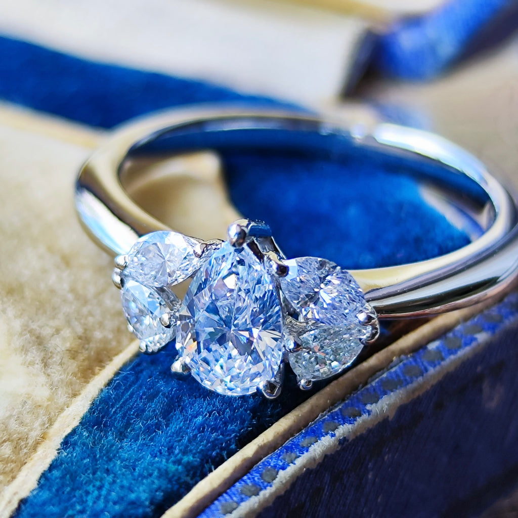 TASAKI 田崎真珠 天然ダイヤモンド ペアシェイプ 0.64ct 0.41ct プラチナリング