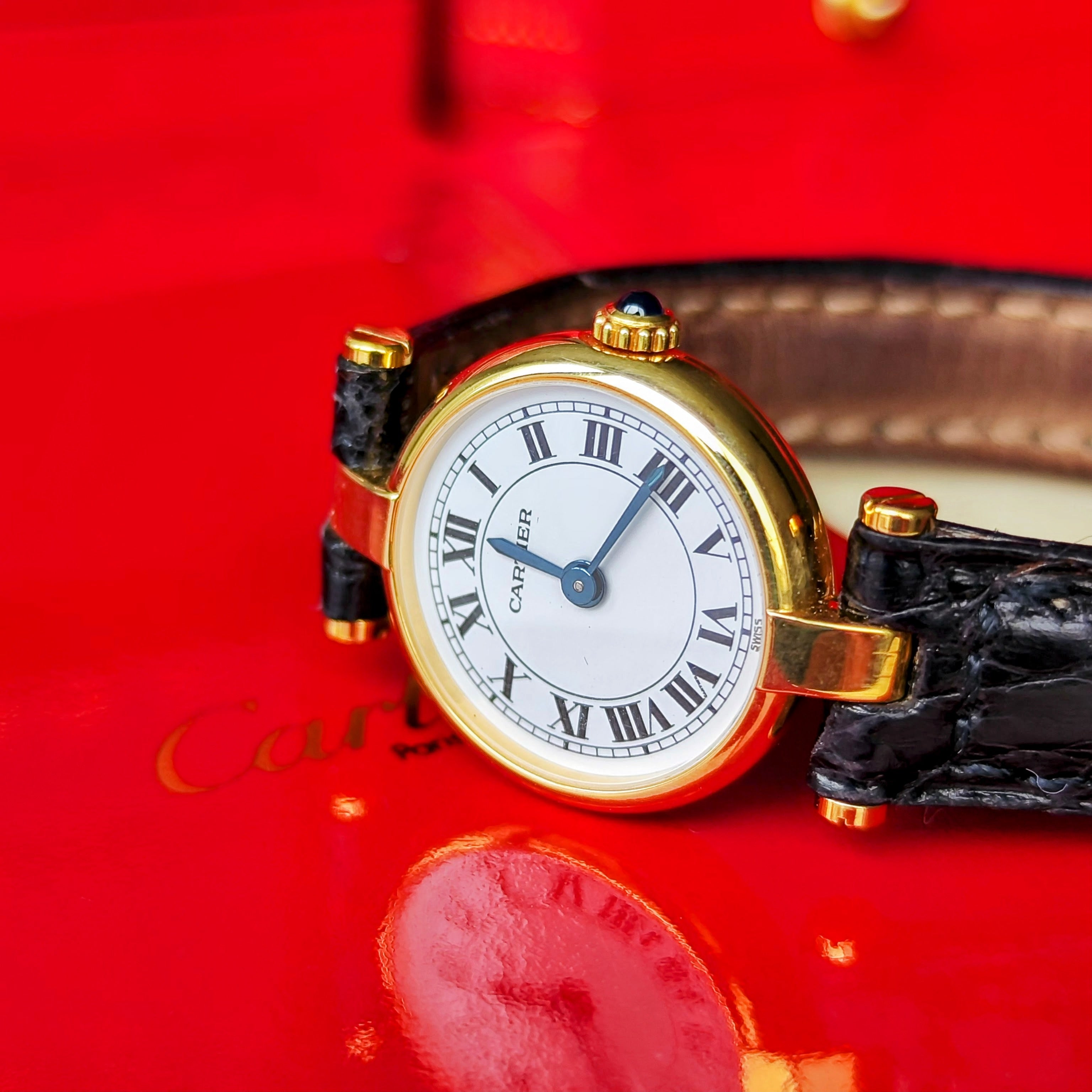 Cartier カルティエ ミニVLCヴァンドーム 18金無垢 腕時計 – Mico宝飾店