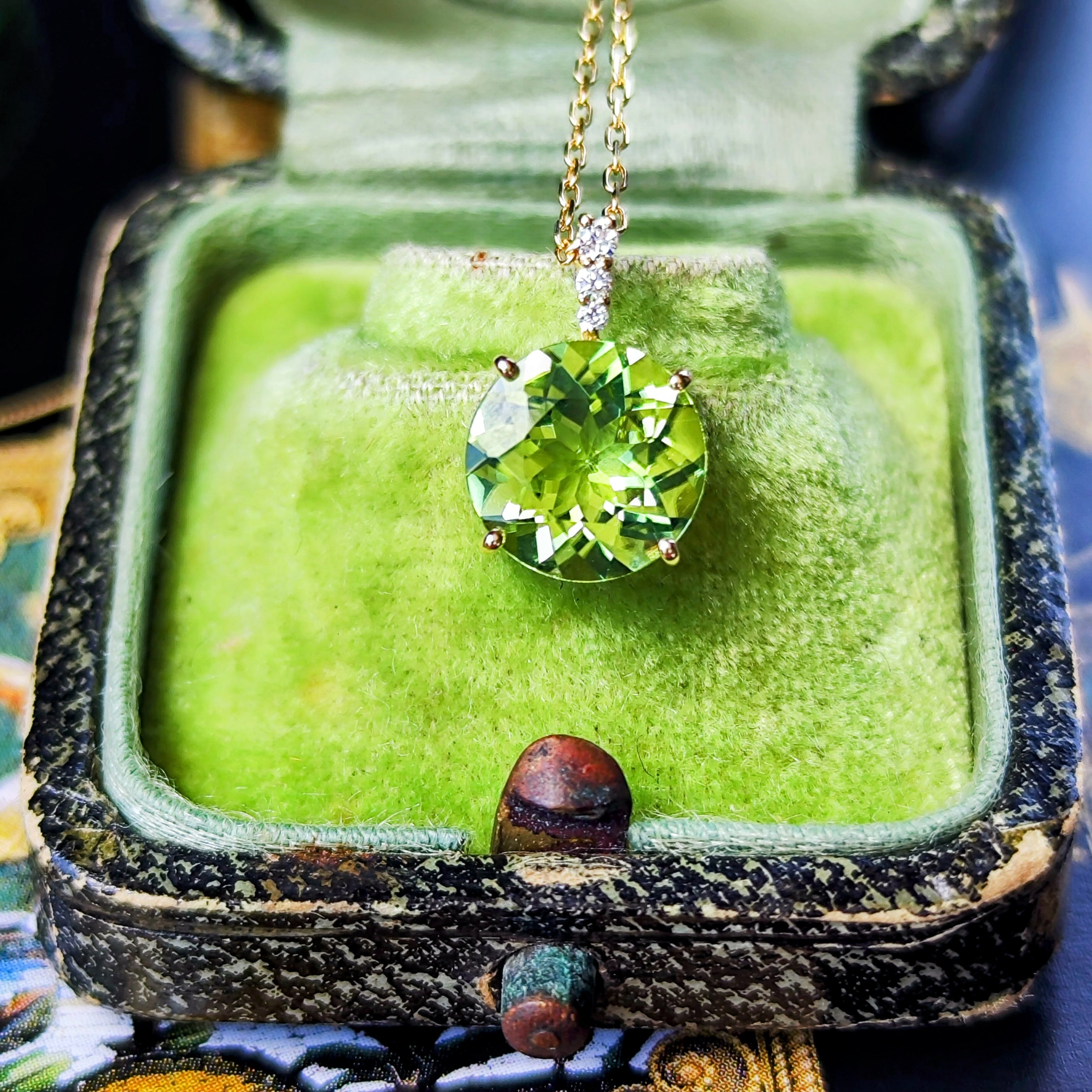 パキスタン産】天然ペリドット 天然ダイヤモンド 18金 ネックレス